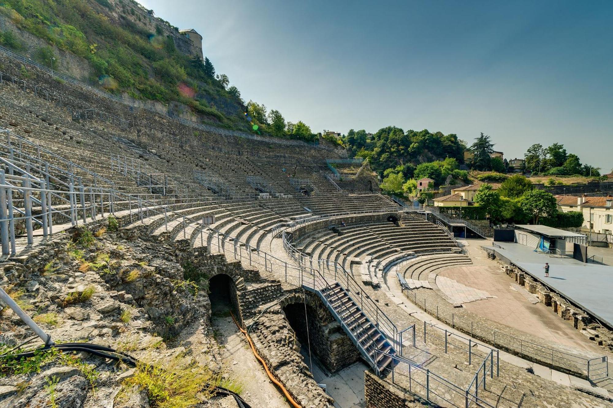 Cosylocation - Vue Theatre Antique/Jardin De Cybele Apartment Vienne  Luaran gambar